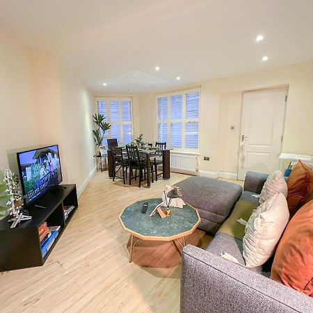 3 Bedroom Apartment With Private Terrace In Pimlico, Westminster, Victoria Лондон Екстериор снимка