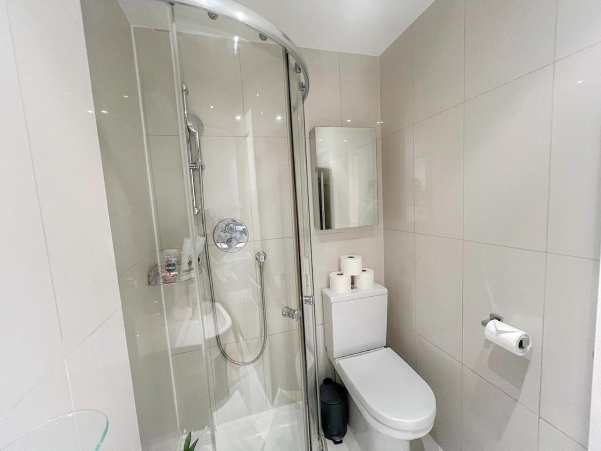 3 Bedroom Apartment With Private Terrace In Pimlico, Westminster, Victoria Лондон Екстериор снимка