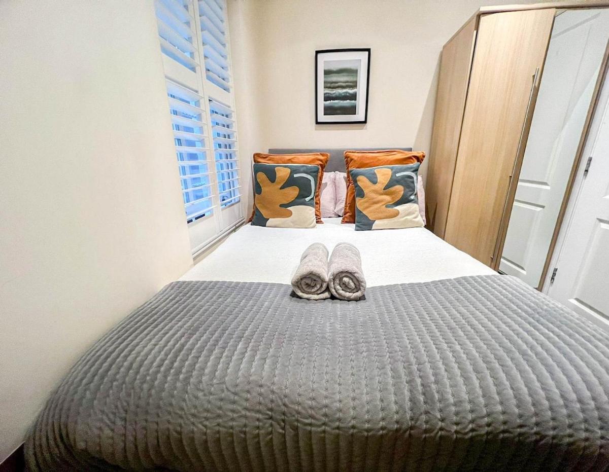 3 Bedroom Apartment With Private Terrace In Pimlico, Westminster, Victoria Лондон Екстериор снимка
