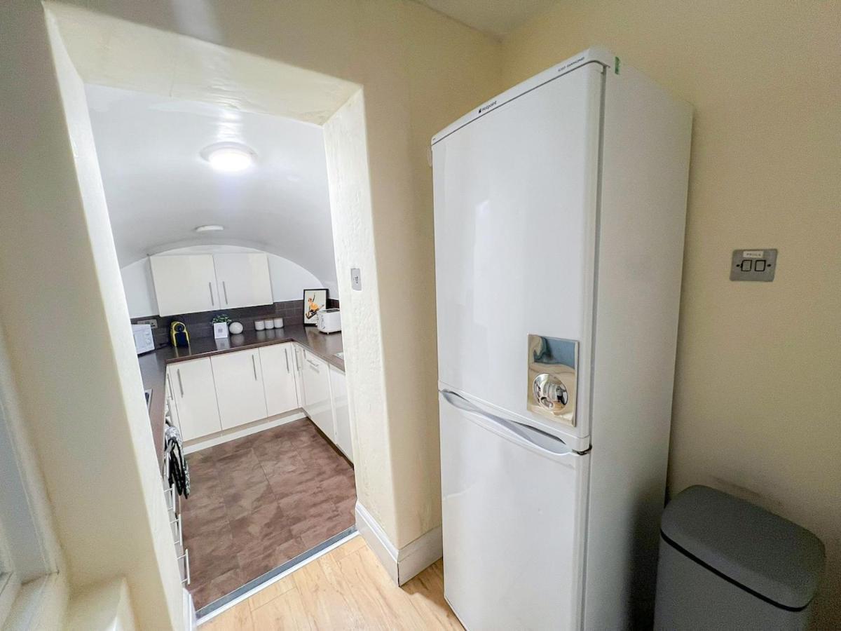 3 Bedroom Apartment With Private Terrace In Pimlico, Westminster, Victoria Лондон Екстериор снимка
