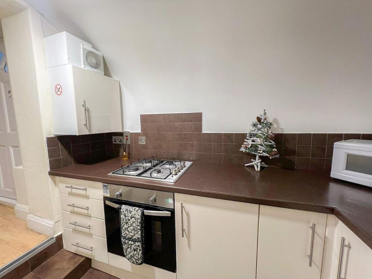 3 Bedroom Apartment With Private Terrace In Pimlico, Westminster, Victoria Лондон Екстериор снимка